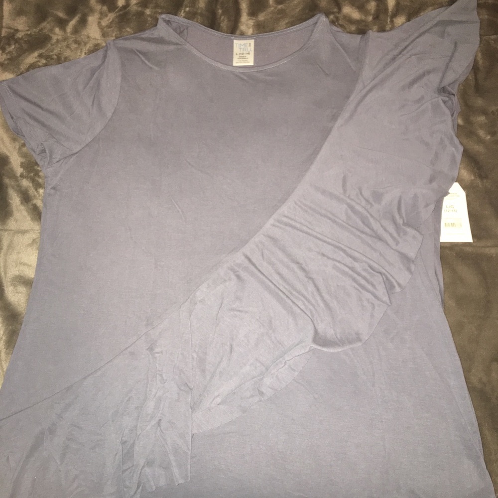 Time and Tru Ruffle Top - Picture 3 of 8